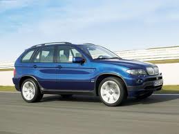 BMW X5 4.8is V8 - [2004] image